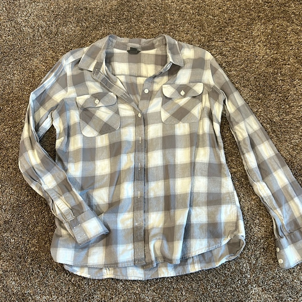 Women’s Large Flannel Long sleeve
